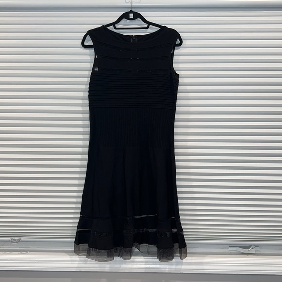 TADASHI SHOJI ILLUSION COCKTAIL DRESS W/ TULLE  DETAIL & BACK ZIPPER CLOSURE - Picture 6 of 13